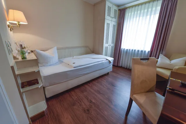 غرفة مفردة، Atrium Hotel Amadeus 1/1