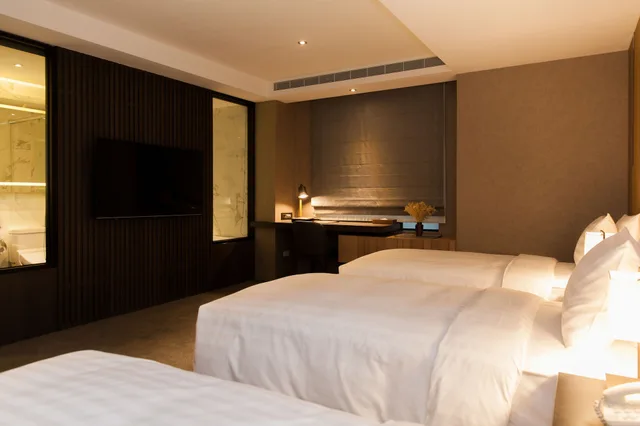 غرفة حصرية ثلاثية بغرفة نوم واحدة بحوض استحمام، Hotel East 3/4