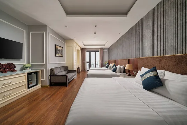 Tower, Family, Balcony، HANOI HM BOUTIQUE HOTEL 3/10