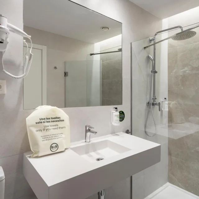 Twin Room, B&B HOTEL Ecija 8/8