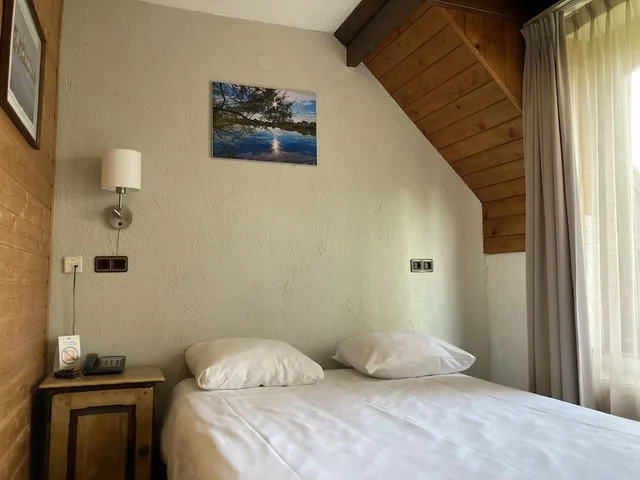 غرفة صغيرة بسرير كوين، Fletcher Hotel Restaurant de Witte Brug 1/4