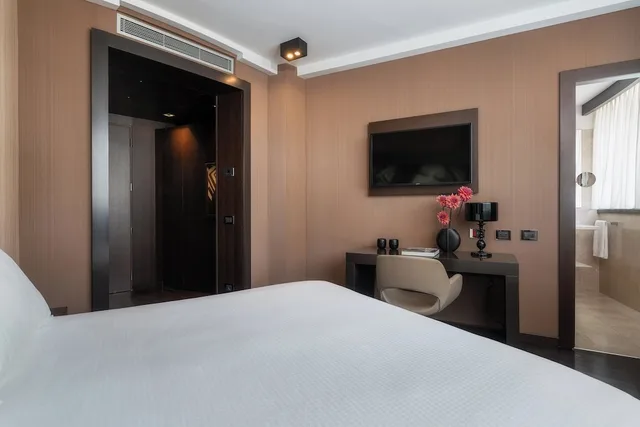 غرفة بريميوم بسرير فردي، Crowne Plaza Milan City 1/10