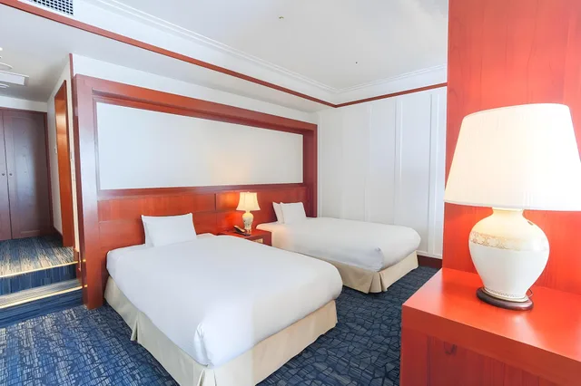 جناح بريميير جونيور مع دخول صالة النادي، Premier Hotel Mojiko 1/1