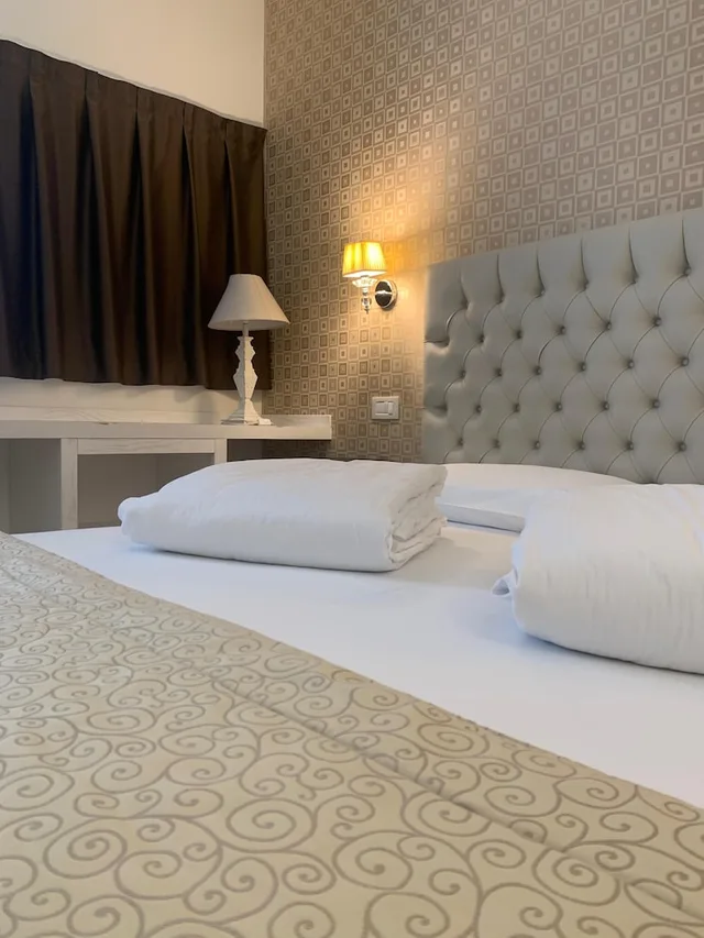غرفة اقتصادية بسرير مزدوج أو سريرين منفصلين بإطلالة على المدينة بغرفتي نوم، Nuova Opera Rooms 5/10