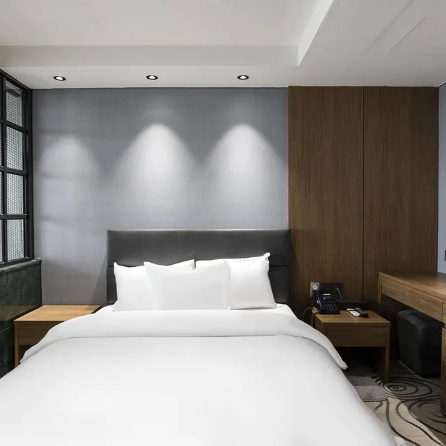 غرفة بريميير بسرير مزدوج بشرفة بجاكوزي، Western Grace Hotel 6/10