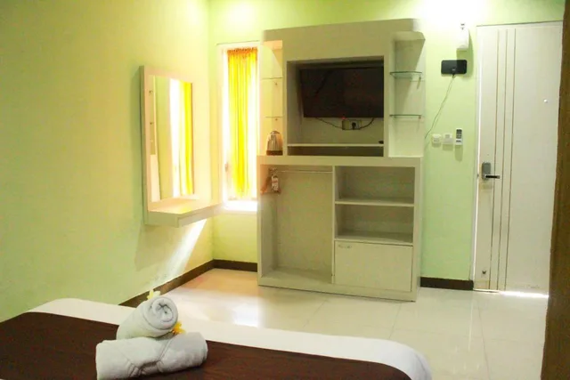 غرفة قياسية بسرير مزدوج، Dedy Beach Inn 8/8