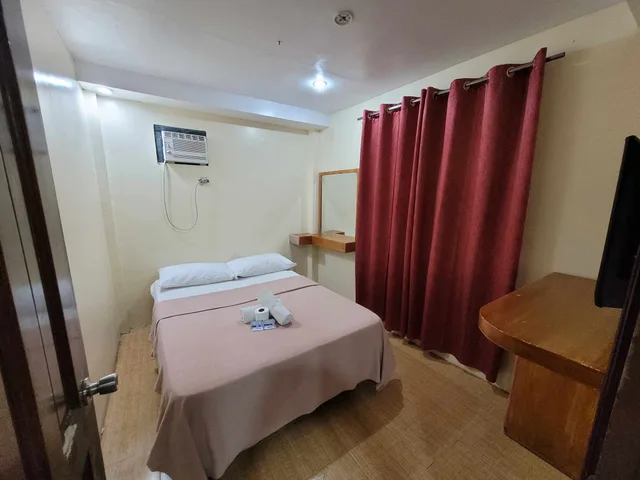 غرفة قياسية بسرير مزدوج، LA BELLA CASA DE BORACAY 2/2