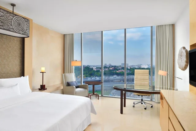 غرفة ديلوكس بسرير كينج بإطلالة على المدينة، The Westin Gurgaon New Delhi 1/4