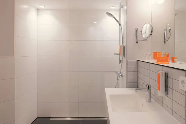 جناح بسرير مزدوج وسرير فردي، Sunday Hotel Leipzig City 3/3