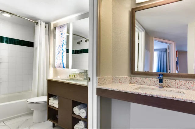 جناح بسرير كوين بغرفتي نوم، Holiday Inn Resort Orlando Suites - Waterpark 10/13