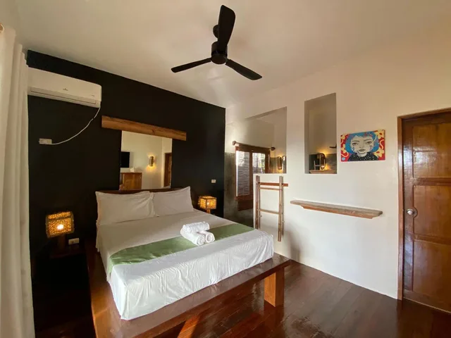 Deluxe, Queen Bed, Balcony, Bluemango Rooms & Villas 2/2