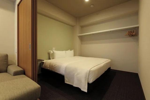 جناح حصري بسرير كوين وسريرين فرديين بغرفة نوم واحدة بجاكوزي، Randor Residential Hotel Kyoto Suites 8/10