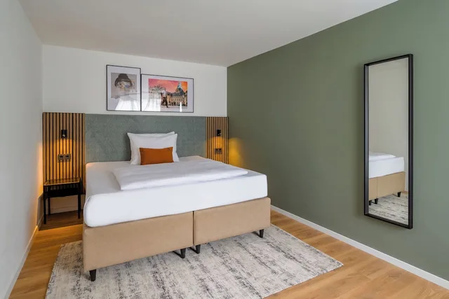 Maisonette, King Bed، Aspire Palais Recklinghausen,Trademark Collection by Wyndham 1/8