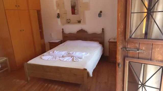شقة سوبيريور بسريرين منفصلين بشرفة بغرفتي نوم مع أريكة، Patriko Traditional Residence 1/3