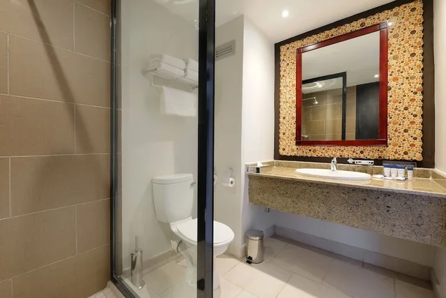 غرفة بسريرين كوين بإطلالة على الحديقة، PROTEA HOTEL NDOLA 6/14