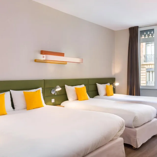 غرفة رباعية، Hotel Matabi Toulouse Gare by HappyCulture 2/6