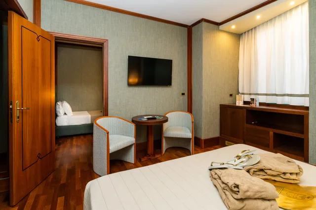 غرفة قياسية رباعية، Grand Hotel Duca D Este 5/5