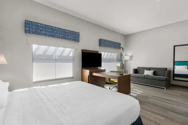 استوديو بسرير كينج مع أريكة لذوي الإعاقة، Hampton Inn & Suites Phoenix/Gilbert 2/5