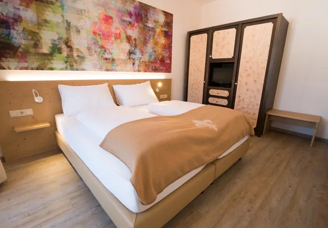غرفة قياسية بسرير مزدوج، Family Hotel Schloss Rosenegg 2/4