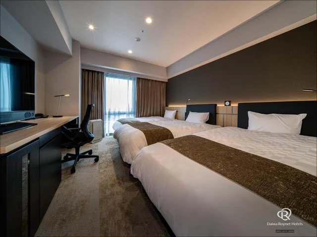 Room, Triple, Daiwa Roynet Hotel Kanazawa Eki Nishiguchi 3/8