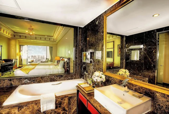 جناح تنفيذي بسرير كينج، Grand Plaza Hanoi 8/9