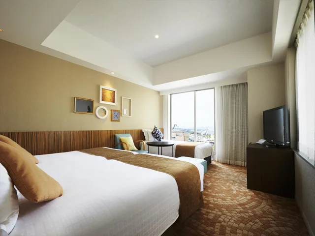 غرفة سوبيريور ركنية بسريرين منفصلين مع سرير إضافي، Hotel Universal Port 2/6