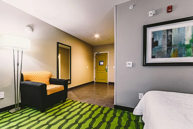 غرفة بسريرين كوين لذوي الإعاقة، Hampton Inn Niagara Falls/Blvd 3/6