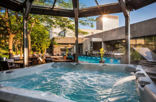 غرفة تُحدَّد حسب التوفر، Hotel Montreal Bonaventure 1/2