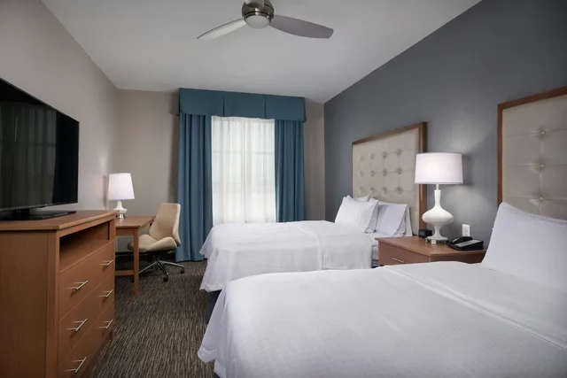 جناح بسريرين كوين لذوي الإعاقة، Homewood Suites by Hilton Cincinnati Midtown 1/2