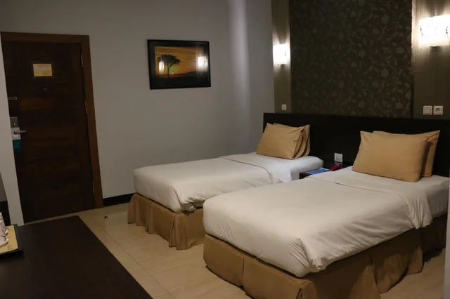 Superior, Twin Beds, No Window، Roditha Banjarbaru 1/1