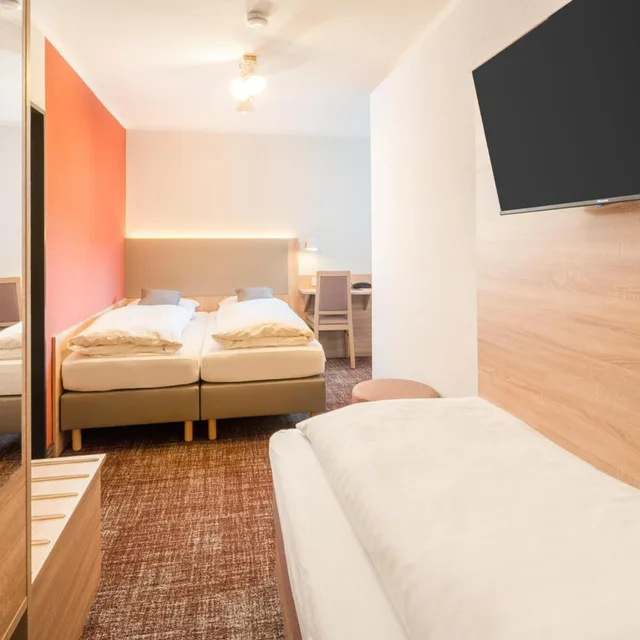 غرفة ثلاثية، Hotel Rennschuh 2/10
