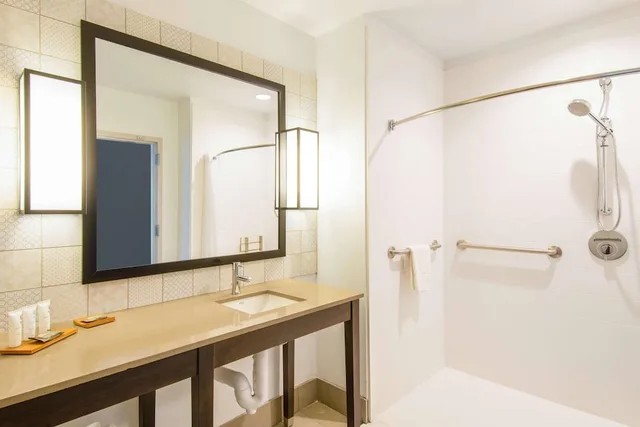 غرفة بسريرين كوين، Country Inn & Suites by Radisson, Flagstaff Downtown, AZ 4/6