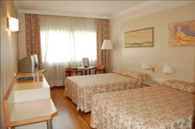 غرفة عائلية بسريرين مزدوجين، Hotel Urpi 5/9