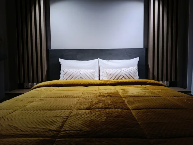 Standard, Double Bed, Elizabeth Queen Luxury Rooms 4/7