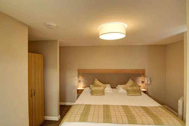 1 Bedroom, Apartment, China Fleet Country Club 8/10
