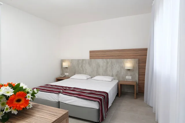 1 Bedroom, Side Sea View، Kapetanios Aqua Resort 1/2