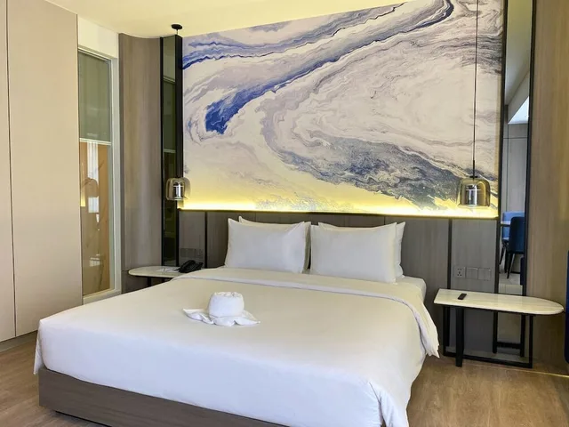 Express, Suite, Queen Bed، Swiss-Belexpress Jemursari Surabaya 3/7