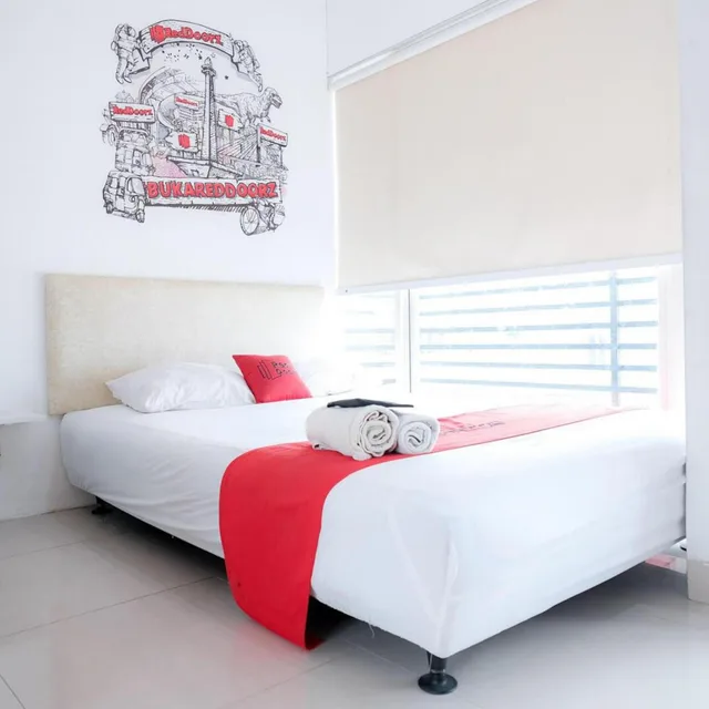 Reddoorz, Double Bed، Reddoorz Plus Kapuk Business Park 8/10