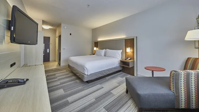غرفة قياسية بسرير كينج لذوي الإعاقة، Holiday Inn Express Hotel And Suites Medford Central Point 2/6