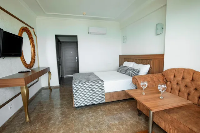 Room, Double or Twin Bed, Side Sea View، Kristal Beach Hotel 4/7