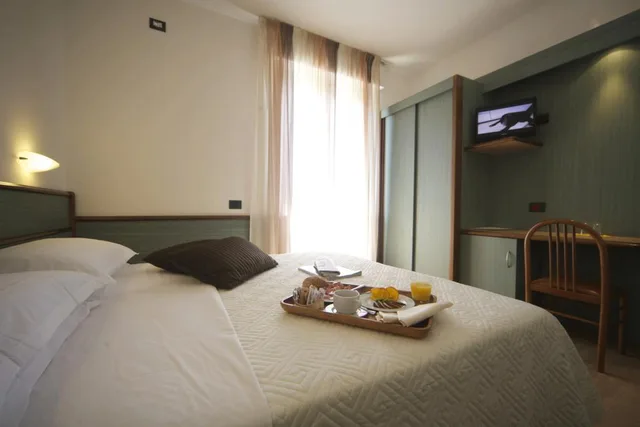 غرفة قياسية ثلاثية، Hotel Florida Lerici 1/2