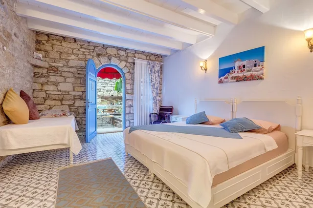Design, Triple, 1 Queen and 1 Single Bed، Alacati Eski Ev Hotel 7/10