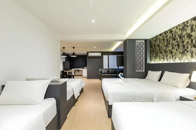 Family, Multiple Beds, 2 Bathrooms، Siam Star Hotel 1/1