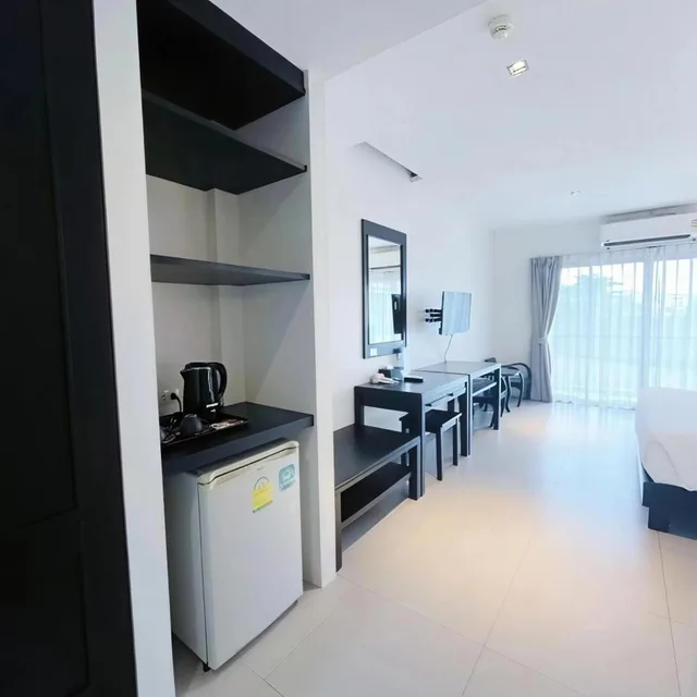 غرفة بسرير مزدوج بإطلالة على المسبح، Phu Ke Ta the Hip Serviced Apartment And Hotel 3/7