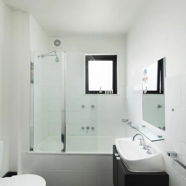 غرفة تنفيذية ثلاثية، Sora East Melbourne 5/5