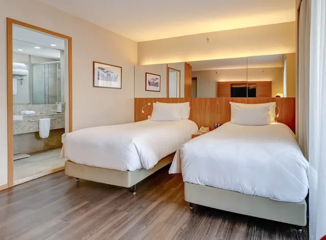 غرفة فاخرة بسريرين منفصلين، Radisson Blu Sao Paulo 3/10