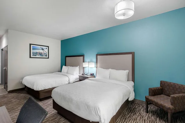 غرفة بسريرين كوين، Clarion Inn & Suites Dfw North 3/5
