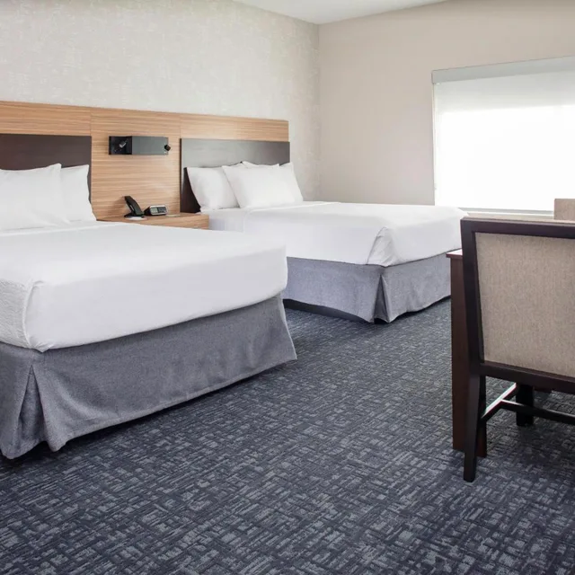 جناح استوديو بسرير كوين بحوض استحمام لذوي الإعاقة، TownePlace Suites by Marriott Orlando Airport 1/3