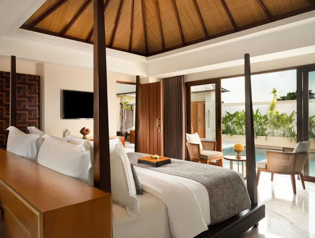 Royal, Suite, Villa, King Bed, Private Pool، The Bandha Hotel & Suites 2/3