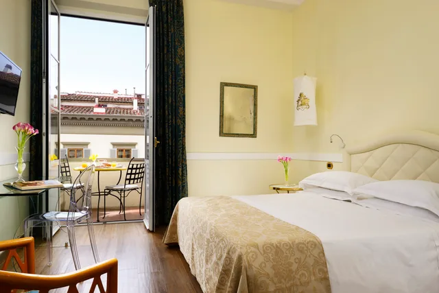 غرفة قياسية ثلاثية، Hotel Kraft 1/5